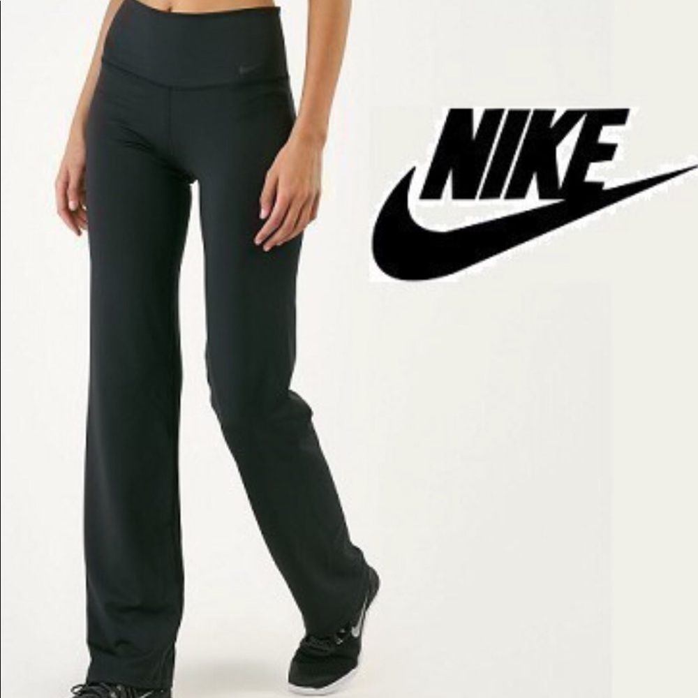 Nike Women's Power Victory Standard Fit Yoga Pants